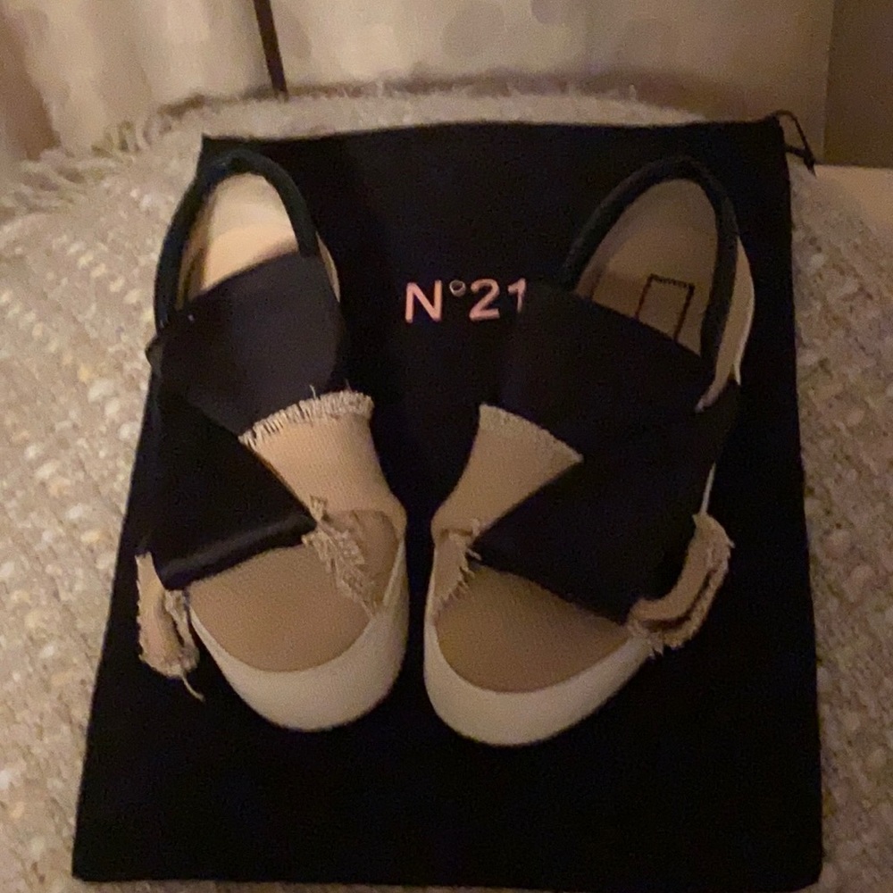 No21 sneakers